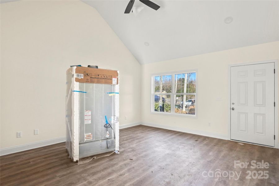 Spacious, unfurnished interior of a new home in , Rock Hill (Image 10).