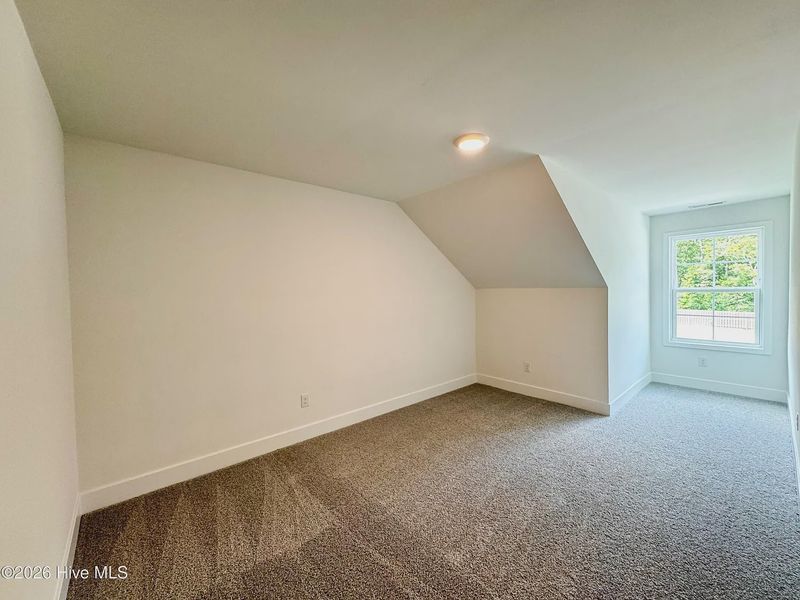 Spacious, unfurnished interior of a new home in Autumn Trail, Bolivia (Image 27).