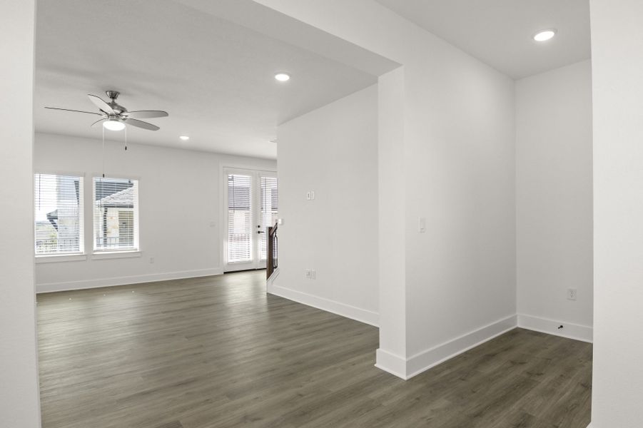 Spacious, unfurnished interior of a new home in Easton Park, Austin (Image 24).