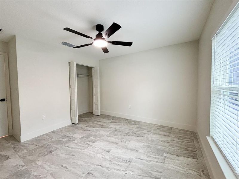 Spacious, unfurnished interior of a new home in , Dunnellon (Image 52).