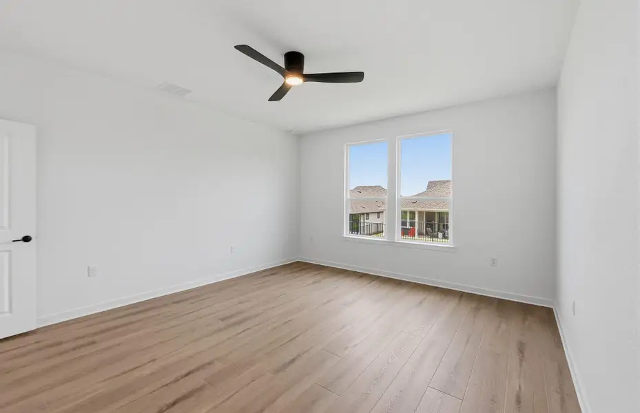 Spacious, unfurnished interior of a new home in Sun City Texas, Georgetown (Image 19). Spacious, unfurnished interior of a new home in Sun City Texas, Georgetown (Image 19).