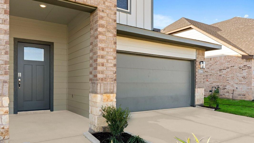 *Options vary. Dimensions approximate. Images/3D tour for illustration only. *Options vary. Dimensions approximate. Images/3D tour for illustration only.