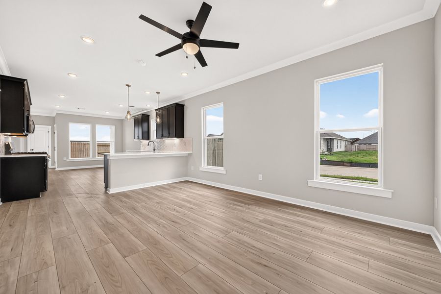 Spacious, unfurnished interior of a new home in Aldeana, Bonney (Image 25).