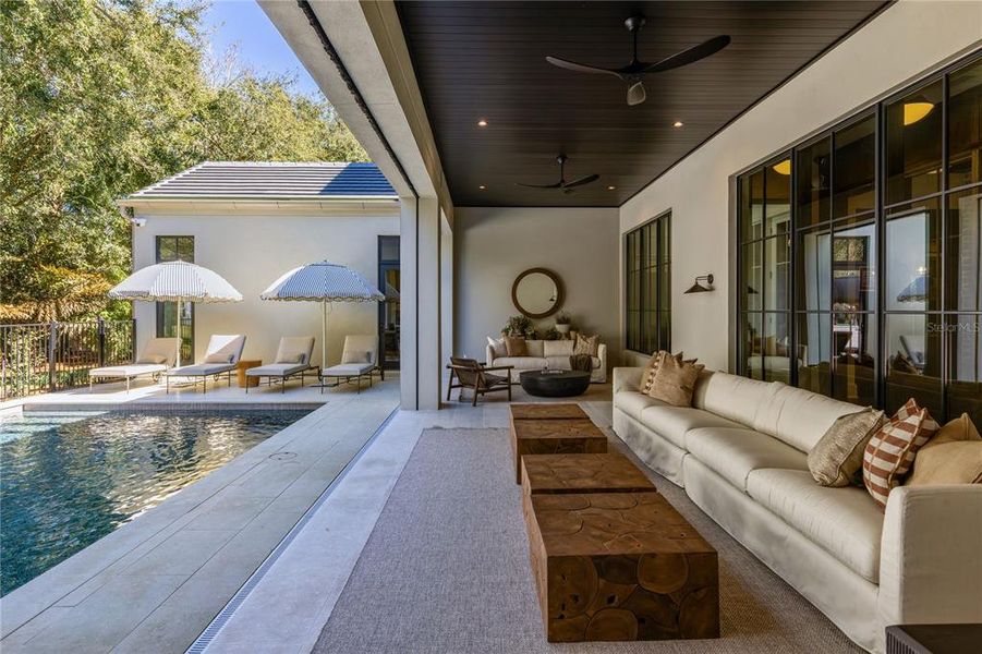 Exterior details and patio area of a home in , Windermere (Image 34).