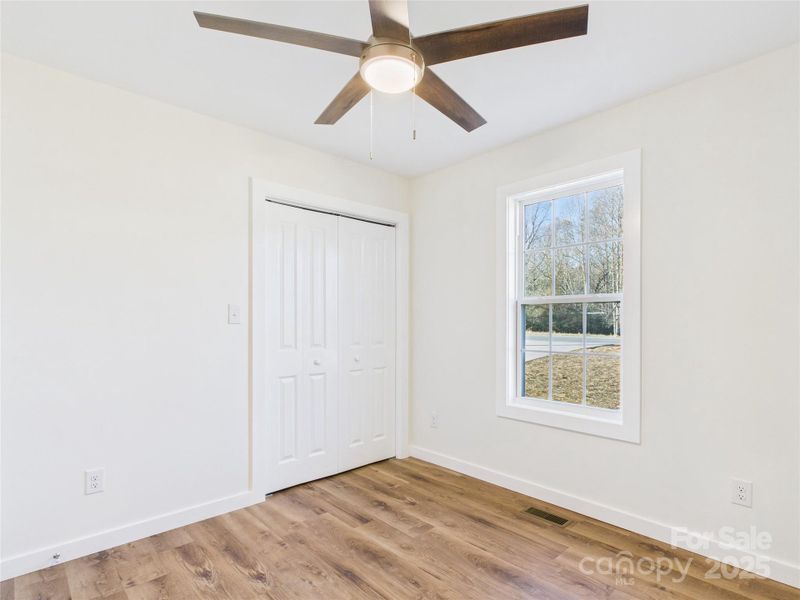 Spacious, unfurnished interior of a new home in , Hudson (Image 29).