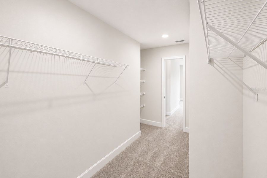 Spacious, unfurnished interior of a new home in Harmony Central, St. Cloud (Image 17).