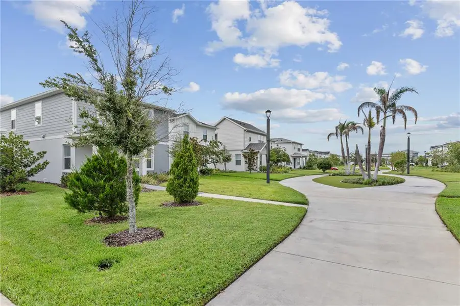 Community amenities in EverBe, Orlando (Image 45).