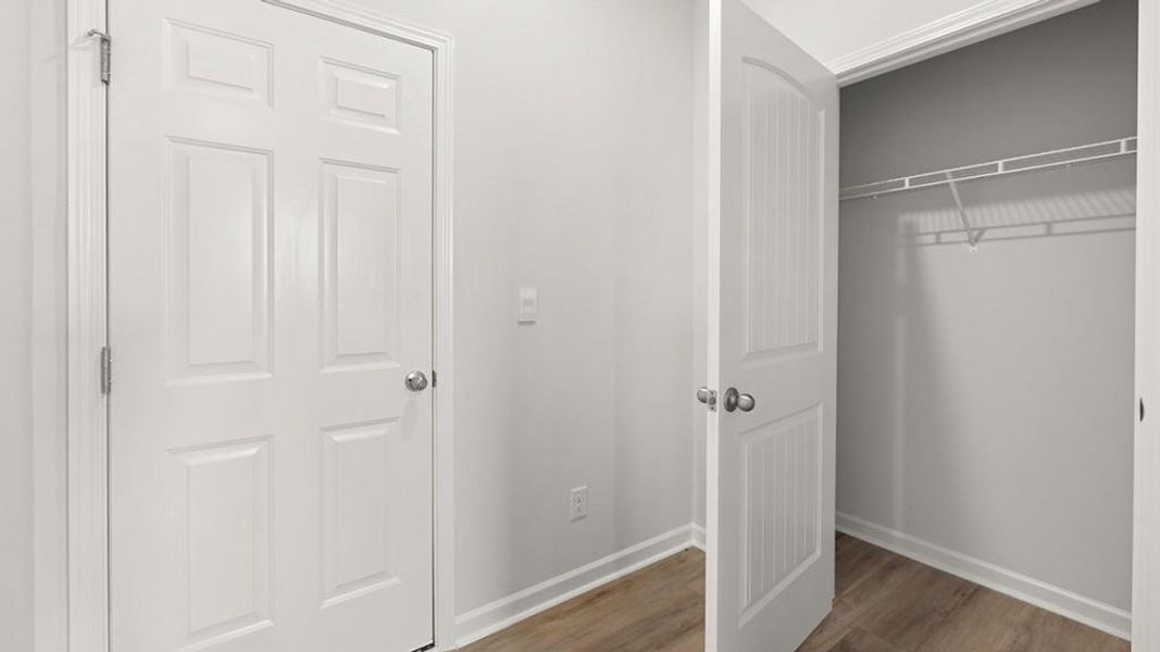 Spacious, unfurnished interior of a new home in Hamptons at Riverwood South, Dallas (Image 34). Spacious, unfurnished interior of a new home in Hamptons at Riverwood South, Dallas (Image 34).