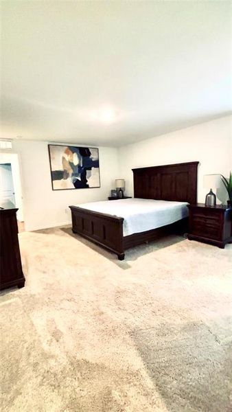 Furnished interior view inside a new home in Royal Highlands, Weeki Wachee (Image 9).