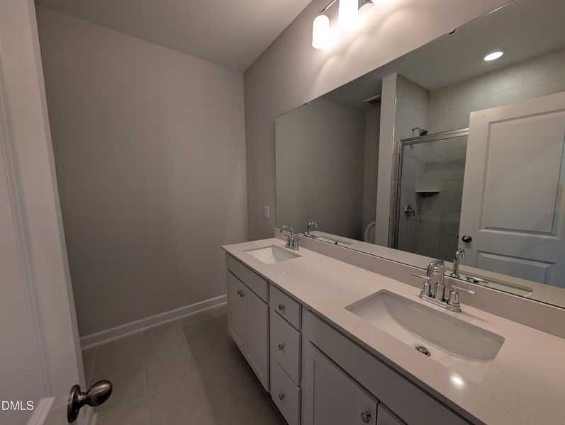 PXL_20260421_224741572.MP