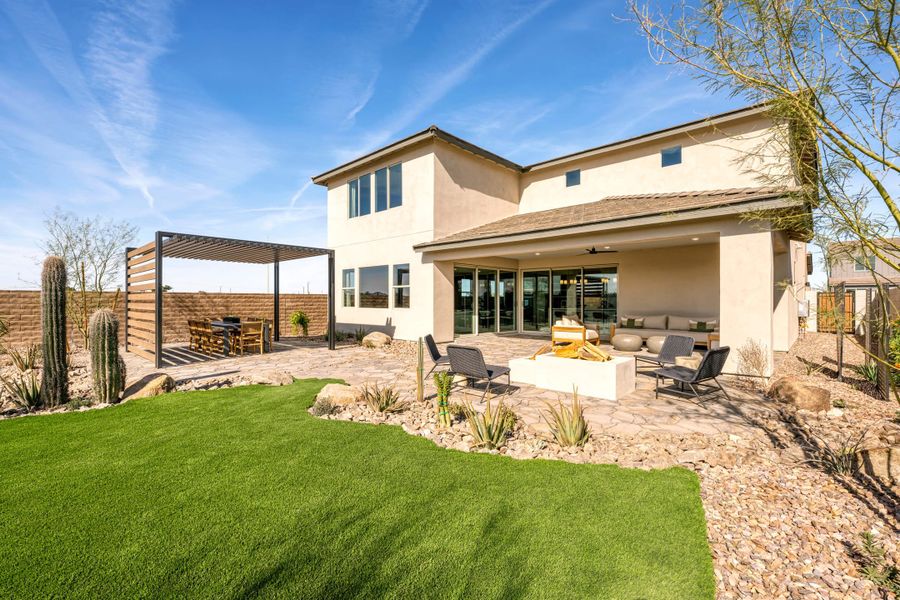 Representative exterior details of a home built from the Sycamore Plan 4514 by Tri Pointe Homes in Terraza, San Tan Valley (Image 4).