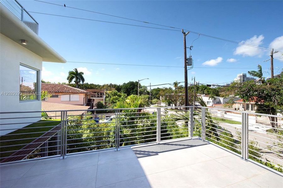 Image 66 of a home in .