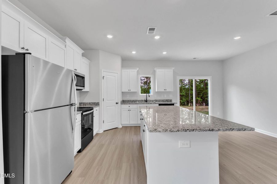 17-603 Benton Dr-22 17-603 Benton Dr-22