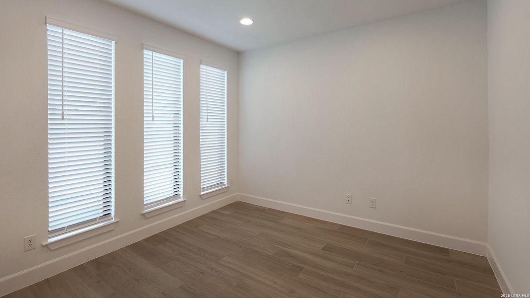 Spacious, unfurnished interior of a new home in The Dominion, San Antonio (Image 22).