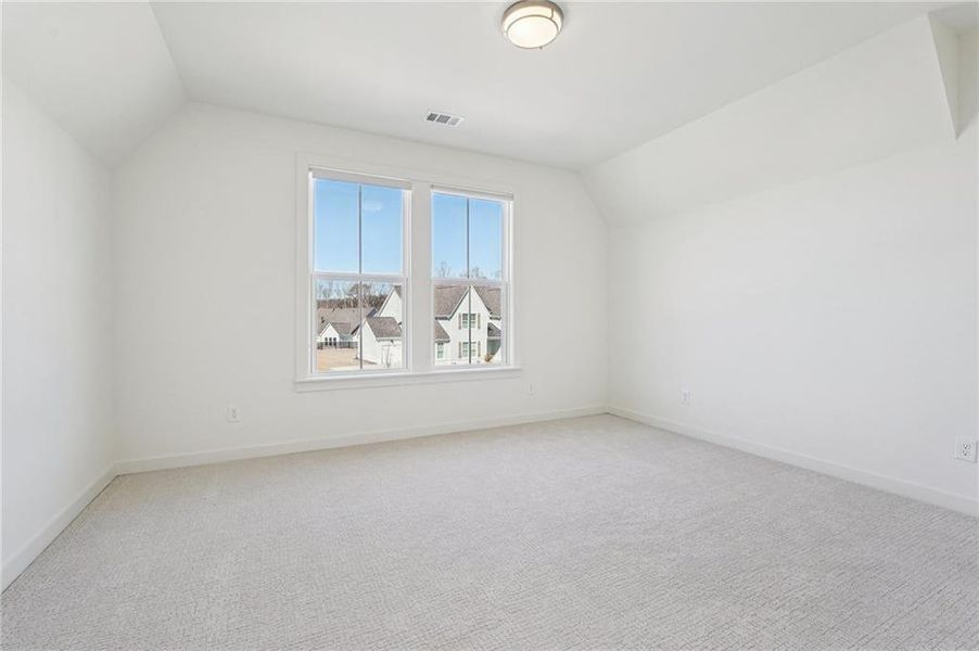 Spacious, unfurnished interior of a new home in Fireside Farms, Dawsonville (Image 24).