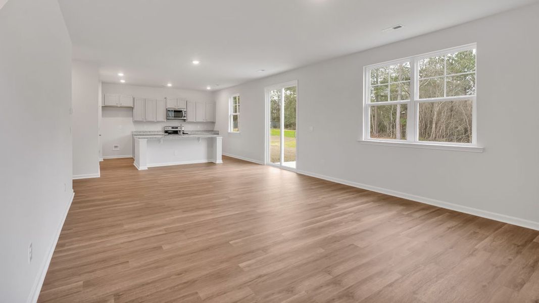 Spacious, unfurnished interior of a new home in Grayson Park, Leland (Image 15).