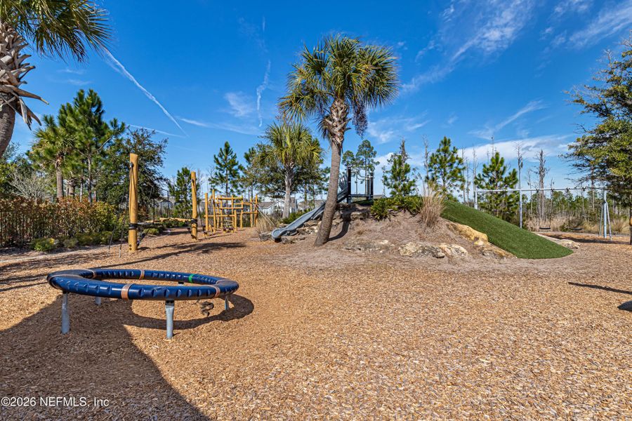 Community amenities in Brookside at Shearwater, St. Augustine (Image 60).
