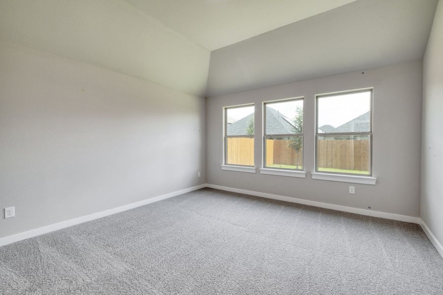 Spacious, unfurnished interior of a new home in Prairie Winds, Hutto (Image 21).