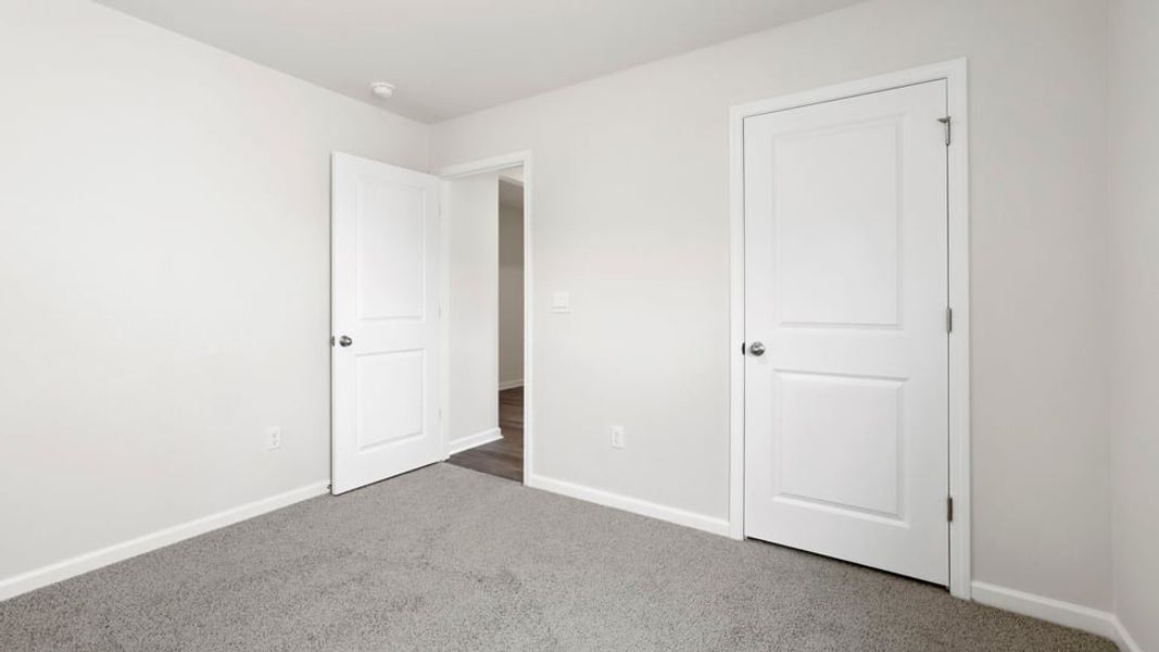 Spacious, unfurnished interior of a new home in Cascade Point, Seneca (Image 21).