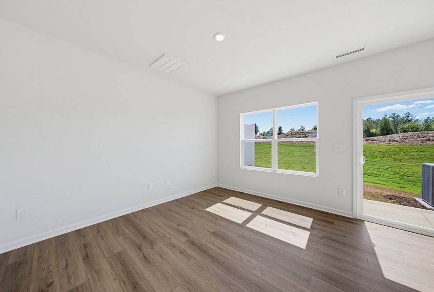 Spacious, unfurnished interior of a new home in Sweetbrier, Durham (Image 15).