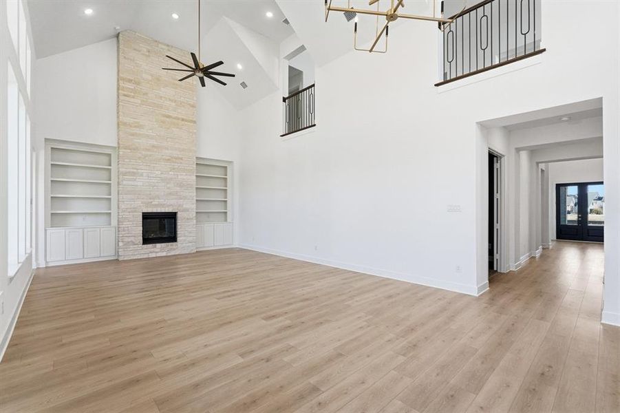 Spacious, unfurnished interior of a new home in Saddle Star Estates, Rockwall (Image 25). Spacious, unfurnished interior of a new home in Saddle Star Estates, Rockwall (Image 25).