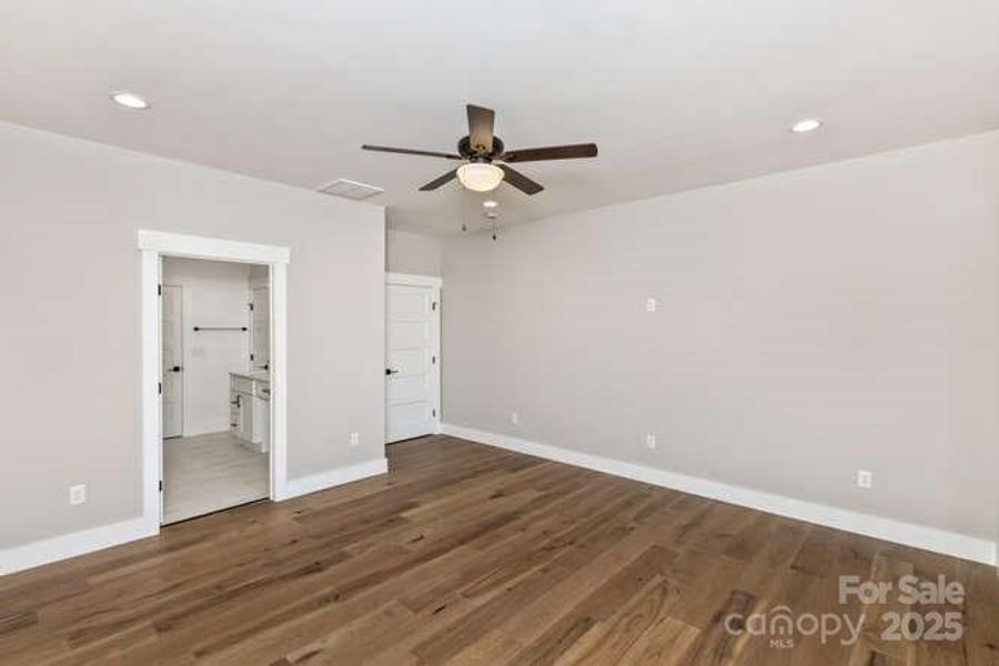 Spacious, unfurnished interior of a new home in , Fletcher (Image 26).