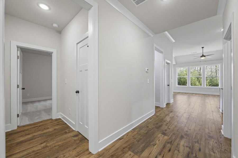 Spacious, unfurnished interior of a new home in , Hartwell (Image 26).