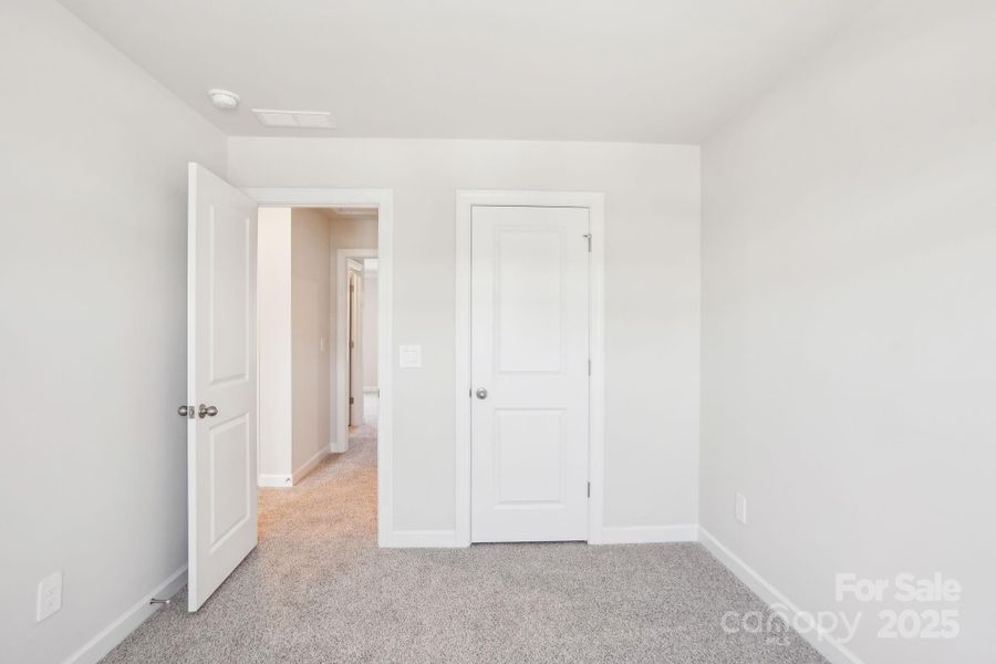 Photo is not of the actual home, but is an inspirational photo of builder’s model home and may depict options, furnishings, and/or decorator features that are not included Photo is not of the actual home, but is an inspirational photo of builder’s model home and may depict options, furnishings, and/or decorator features that are not included