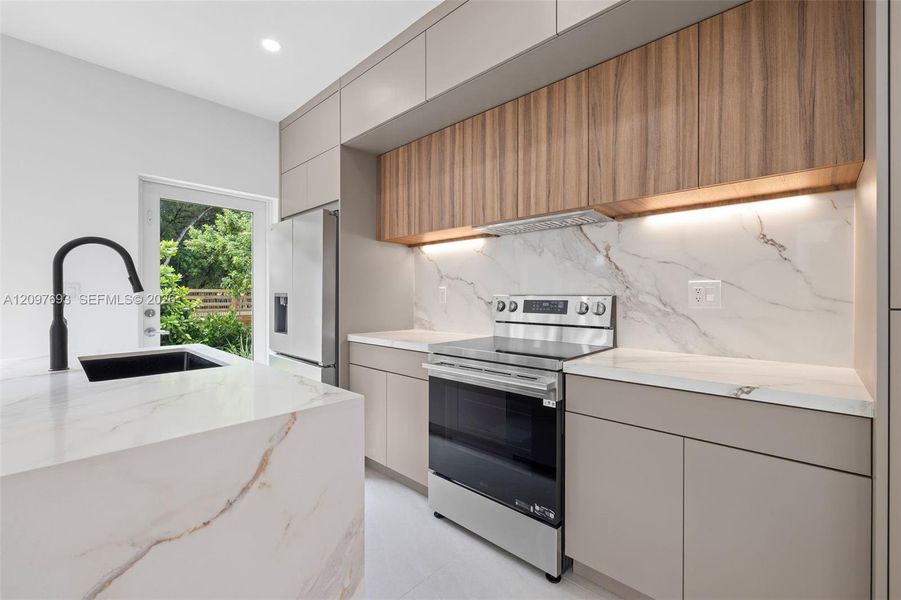 Furnished interior view inside a new home in , South Miami (Image 11).