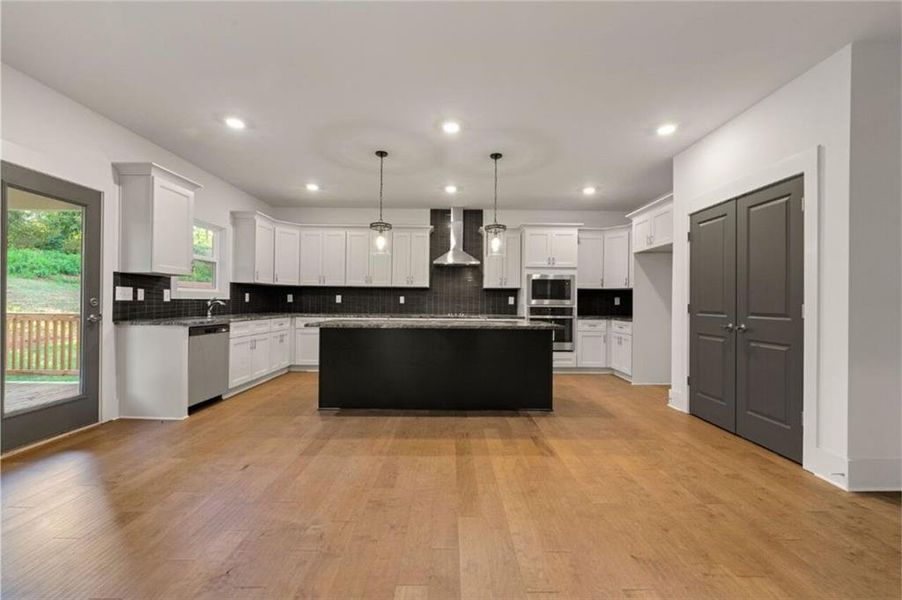 Furnished interior view inside a new home in Steeplechase, Hoschton (Image 5).