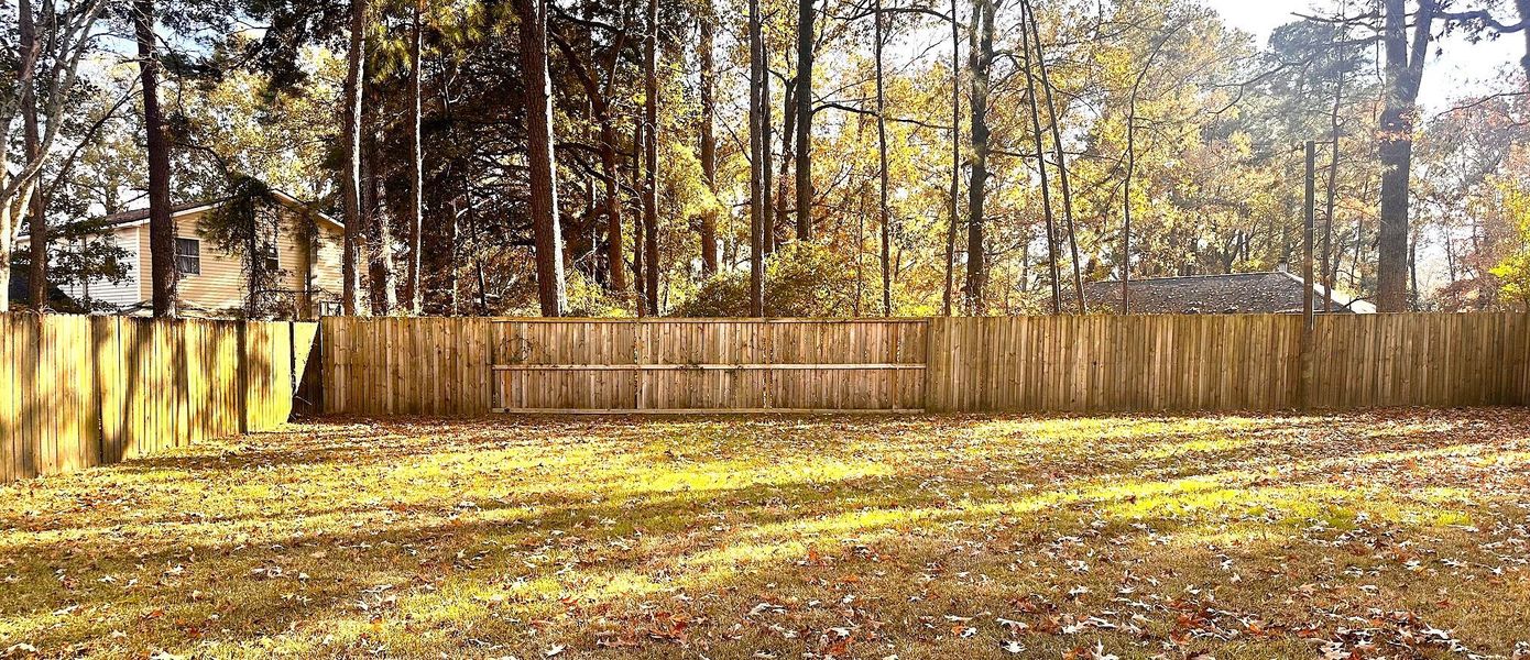 Exterior details and patio area of a home in , North Charleston (Image 2). Exterior details and patio area of a home in , North Charleston (Image 2).