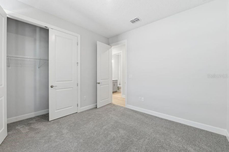 Spacious, unfurnished interior of a new home in Coasterra Community Group Page, Palmetto (Image 14).