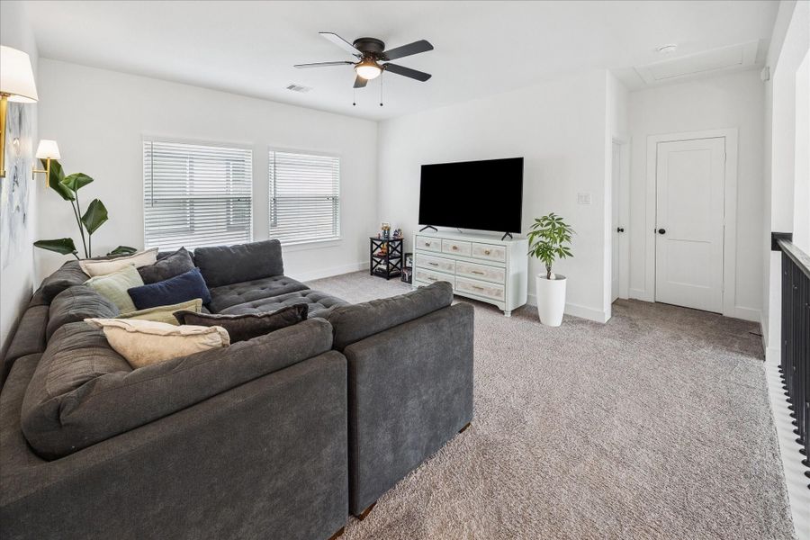 Gameroom or extra den area