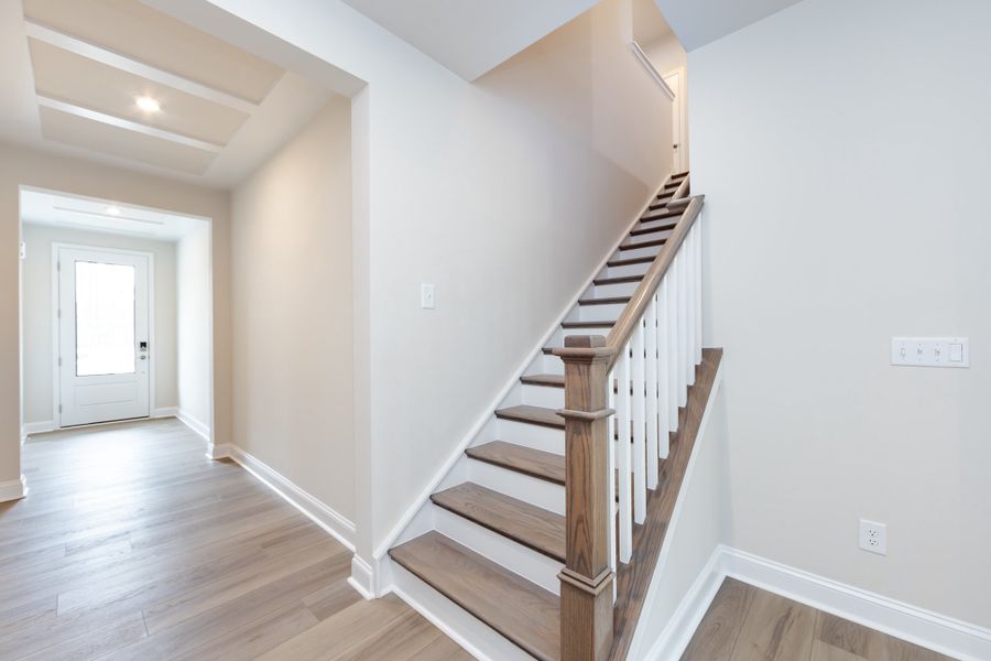 Spacious, unfurnished interior of a new home in Southbridge, Fort Mill (Image 22).