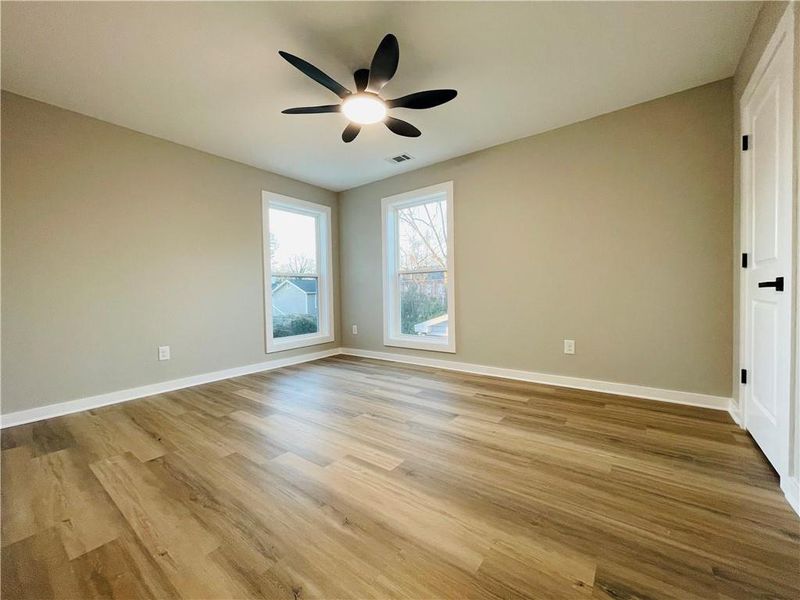 Spacious, unfurnished interior of a new home in , Hapeville (Image 16).