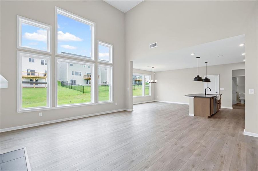 Spacious, unfurnished interior of a new home in Twin Lakes, Hoschton (Image 31).