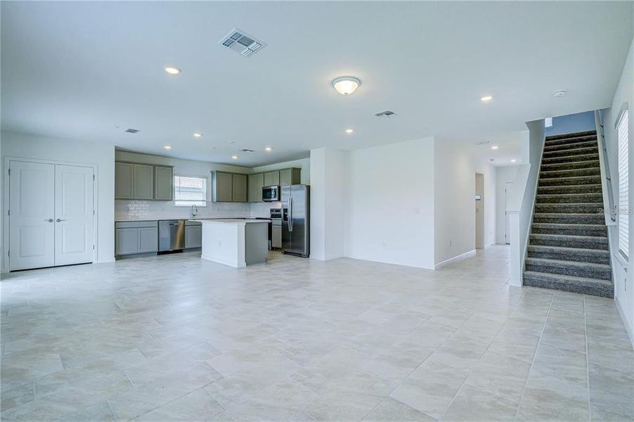Spacious, unfurnished interior of a new home in Isles at BayView, Parrish (Image 11).