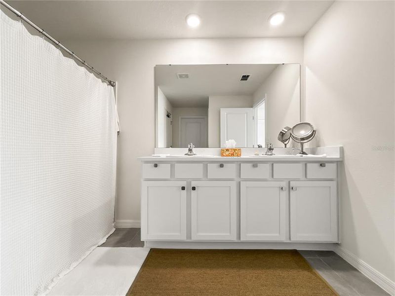 Furnished interior view inside a new home in Marion County Spot Lots, Ocala (Image 15).