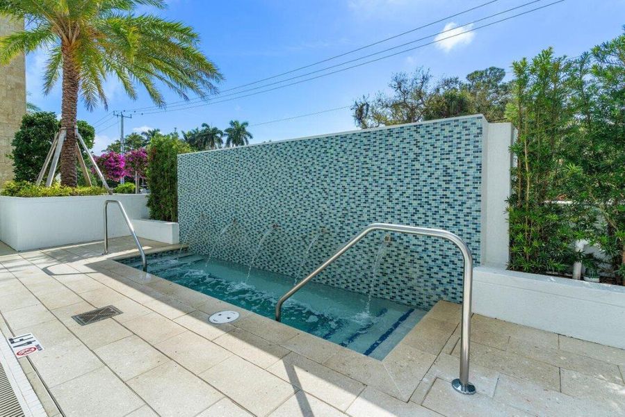 Royal Palm Residence #402 Royal Palm Residence #402