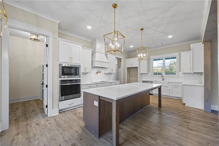 Furnished interior view inside a new home in , Monroe (Image 45).