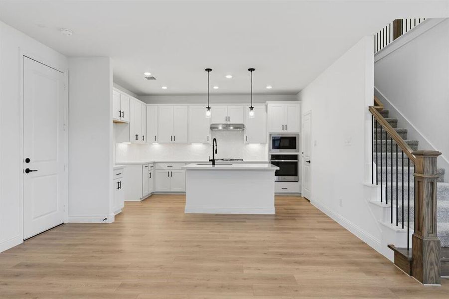 1124 Broomsedge Mews - Ready Now!