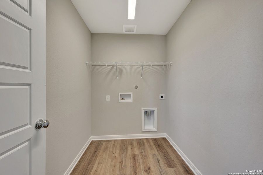 Spacious, unfurnished interior of a new home in Greenspoint Heights, Seguin (Image 27). Spacious, unfurnished interior of a new home in Greenspoint Heights, Seguin (Image 27).