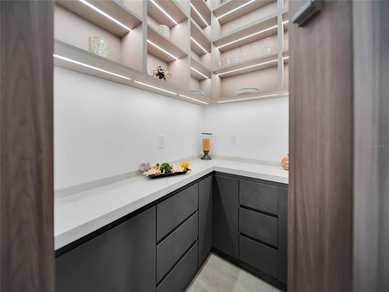 Furnished interior view inside a new home in , Clermont (Image 10).