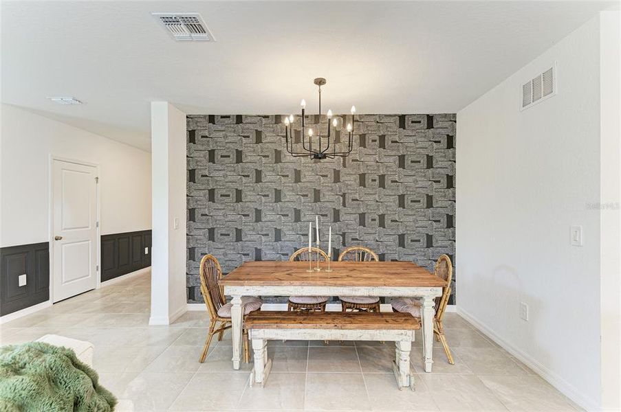 Furnished interior view inside a new home in , Sarasota (Image 33).