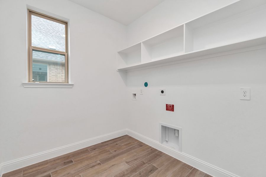 Representative unfurnished interior of a home built from the Northcliffe by Beazer Homes in Amira: Hilltop Collection, Tomball (Image 18). Representative unfurnished interior of a home built from the Northcliffe by Beazer Homes in Amira: Hilltop Collection, Tomball (Image 18).