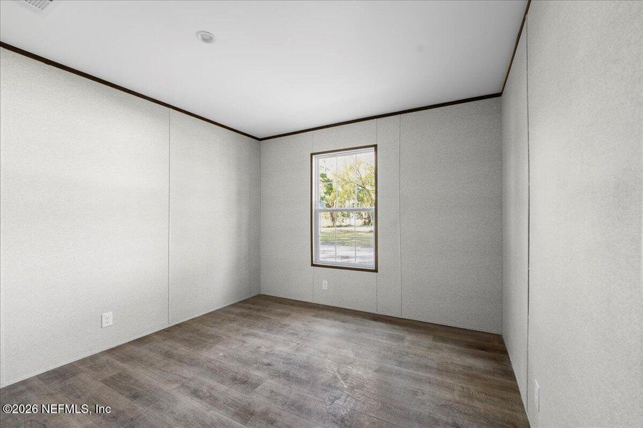 Spacious, unfurnished interior of a new home in , Palatka (Image 11).