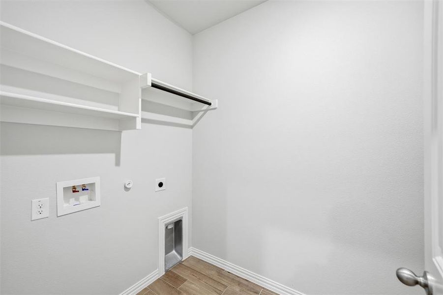 Spacious, unfurnished interior of a new home in Morningstar, Aledo (Image 20). Spacious, unfurnished interior of a new home in Morningstar, Aledo (Image 20).