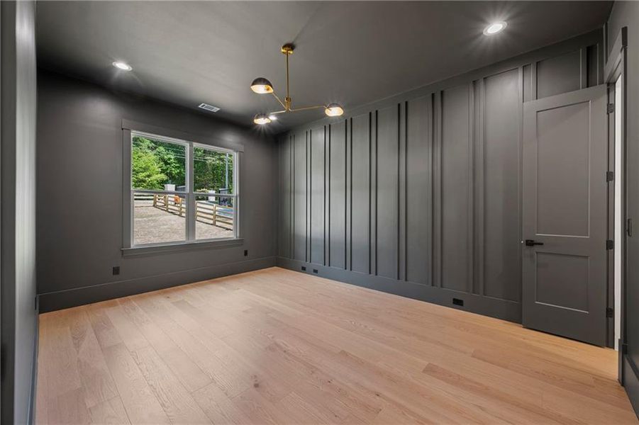 Spacious, unfurnished interior of a new home in , Lawrenceville (Image 74).