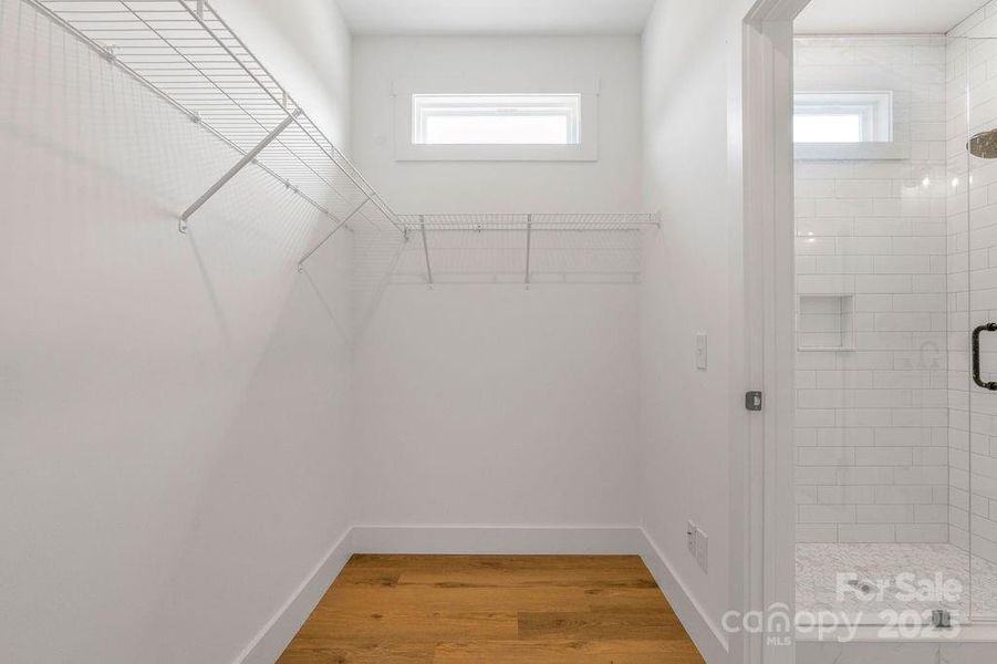 Image 27 of a home in .