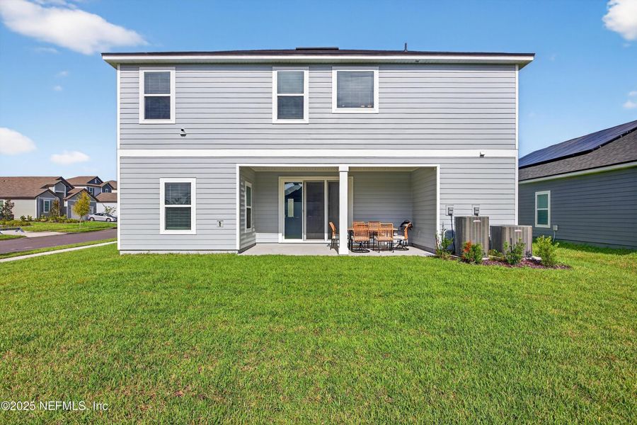 Exterior details and patio area of a home in , Middleburg (Image 30).